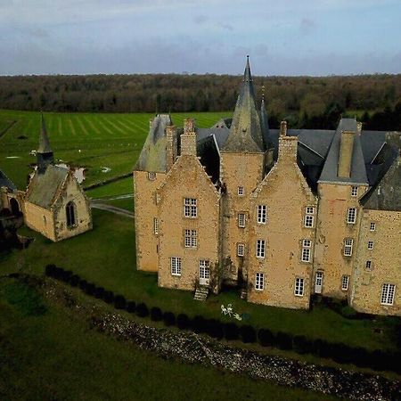 Chateau De Bourgon Montourtier Eksteriør bilde