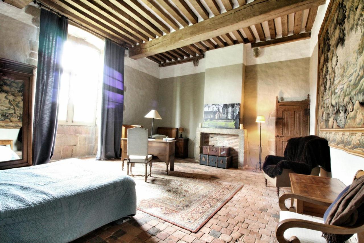 Chateau De Bourgon Montourtier Eksteriør bilde